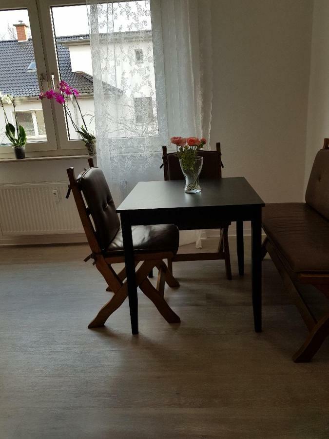 Helle Ferienwohnung An Der Rheinpromenade 50 Qm Duisburg Zewnętrze zdjęcie